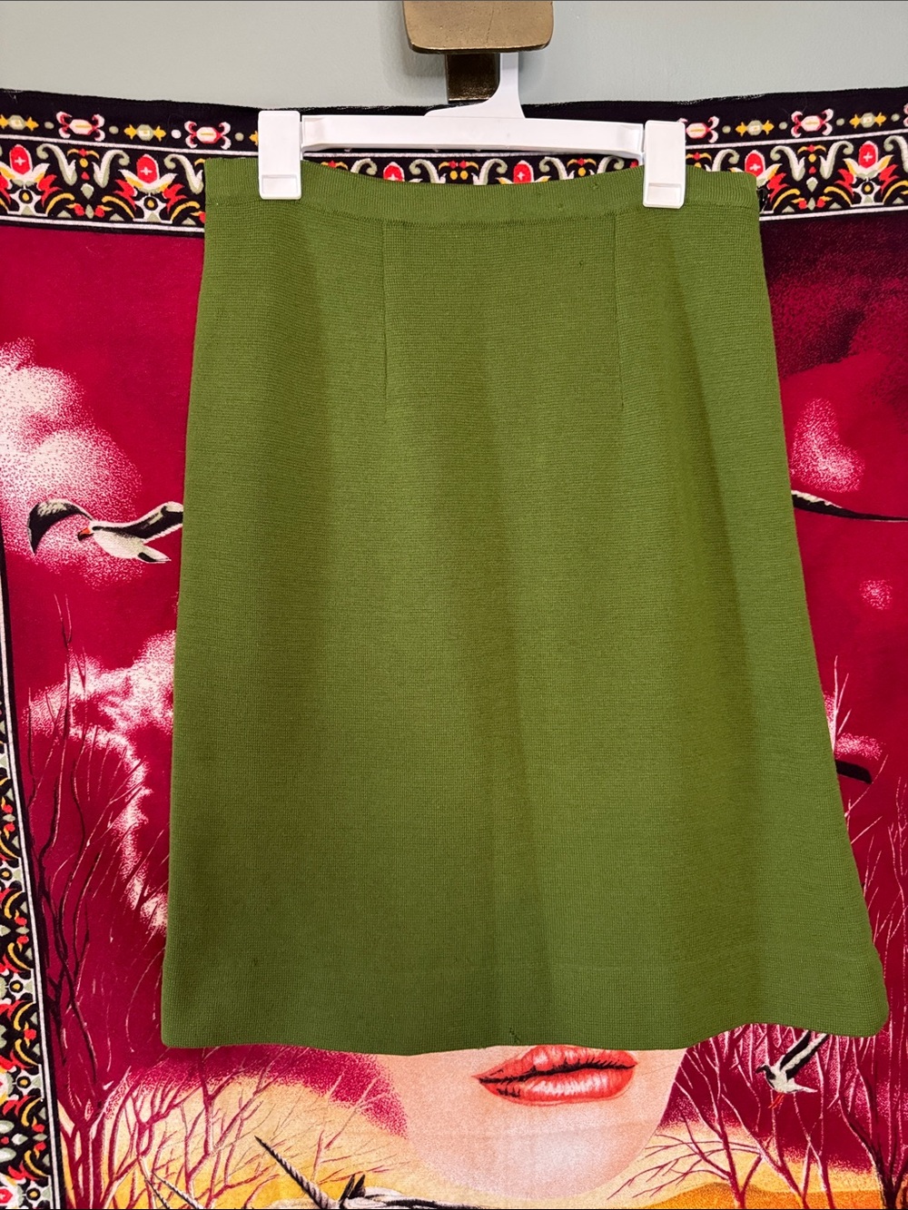 vintage Italian wool olive green pencil straight midi skirt fully lined side zip